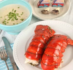 Maine Squeeze Lobster Dnner