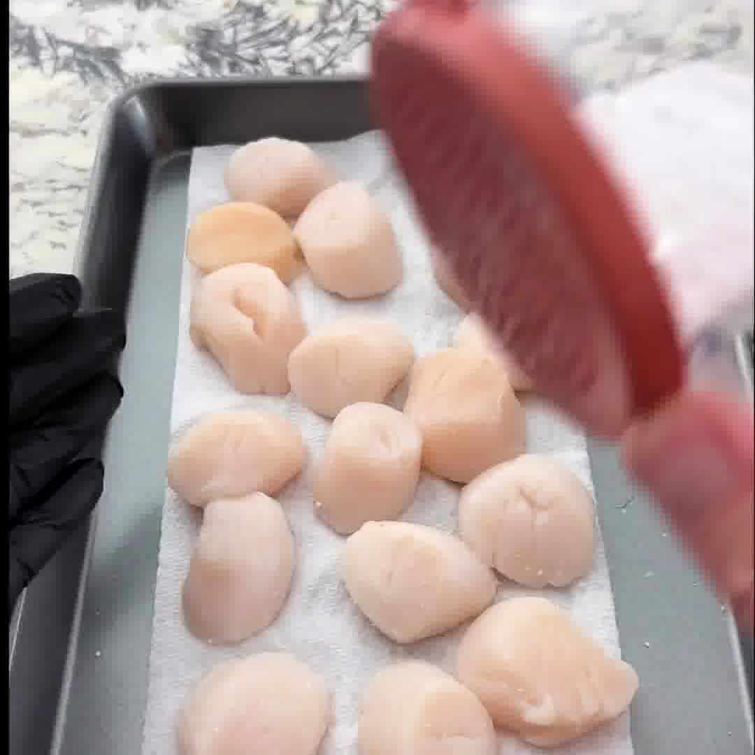 Season sea scallop