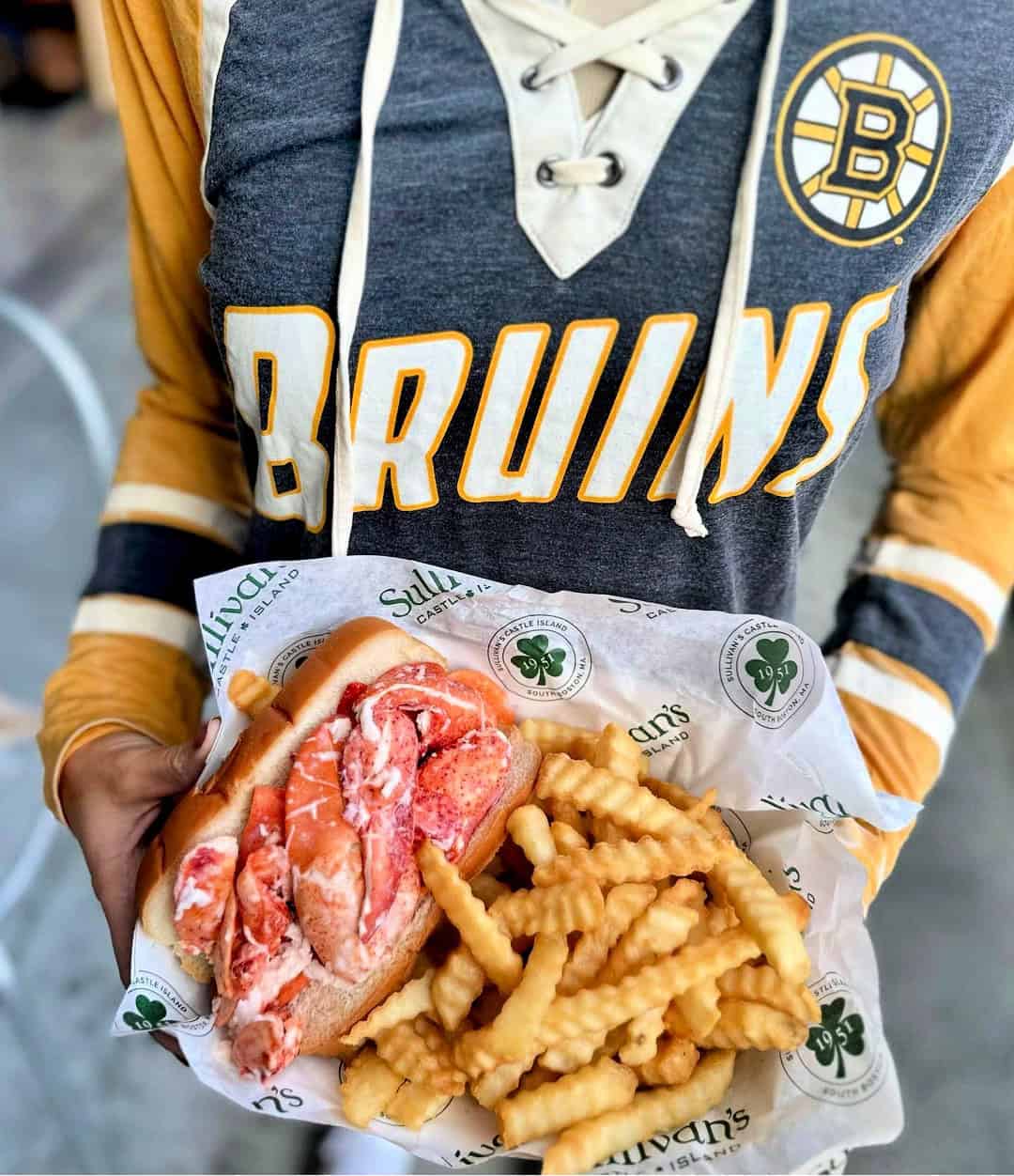 sullivan's castle island lobster roll